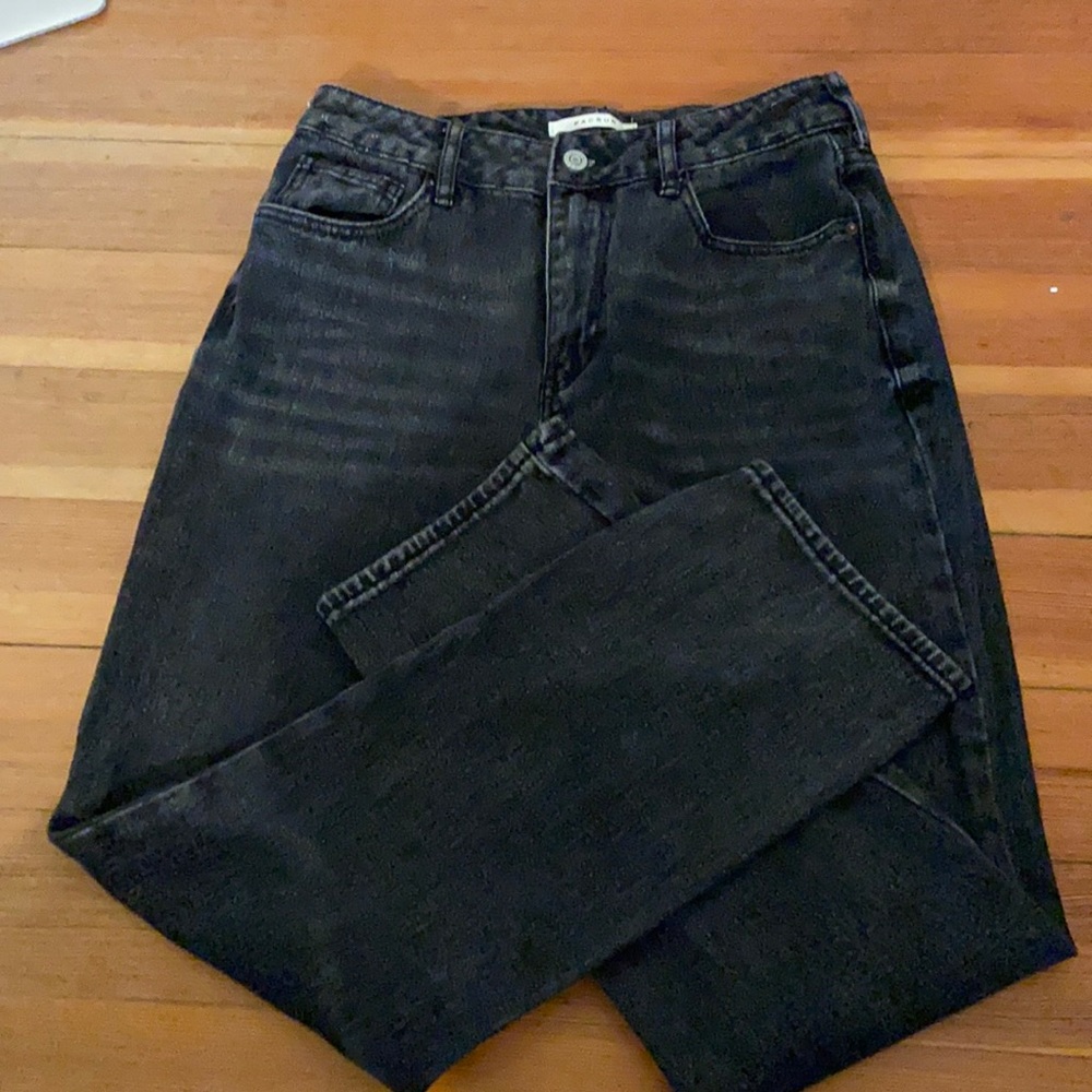 Black washed mom jeans